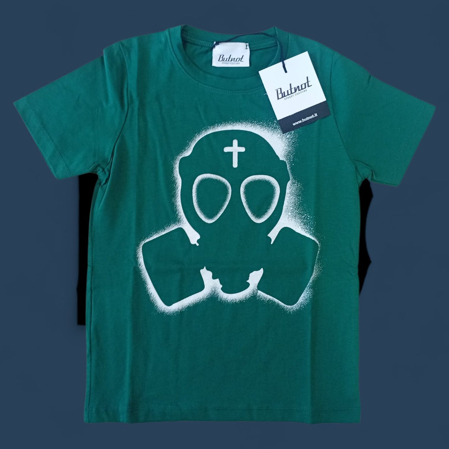 T-SHIRT BUTNOT